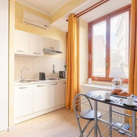 Private Suite In A Guest House With Private Bathroom N3 Ρώμη Εξωτερικό φωτογραφία